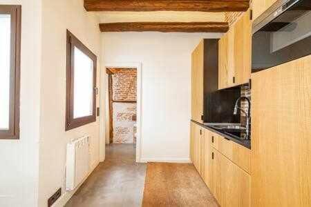 Appartamento Peaceful Y Beautiful Apt In La Latina Madrid Esterno foto