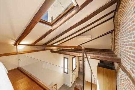 Appartamento Peaceful Y Beautiful Apt In La Latina Madrid Esterno foto
